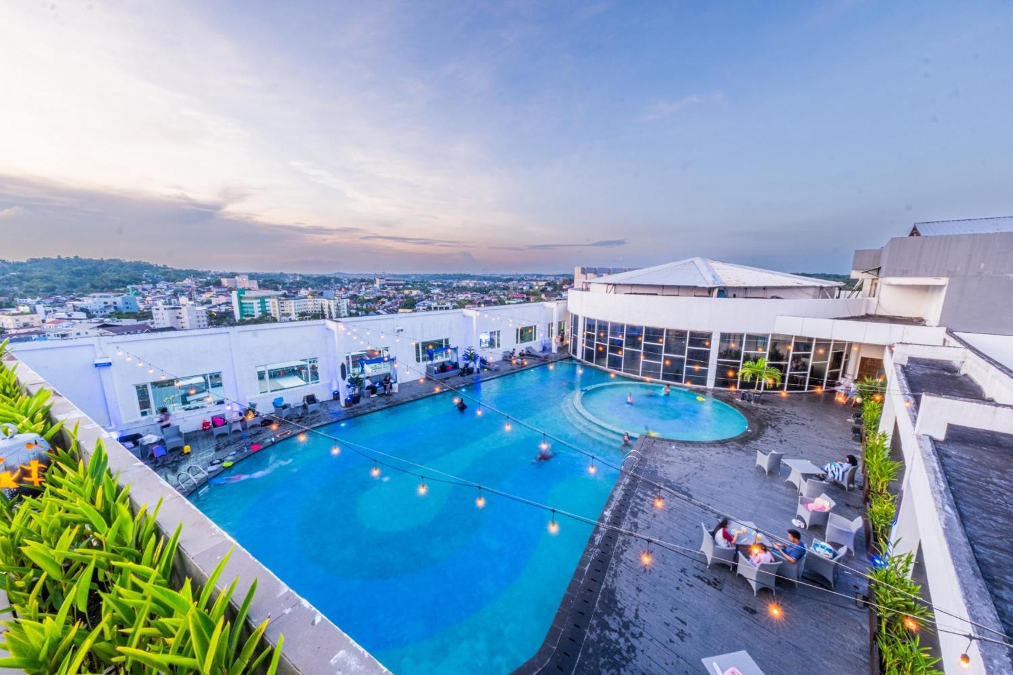 Grand Jatra Hotel Balikpapan Екстериор снимка