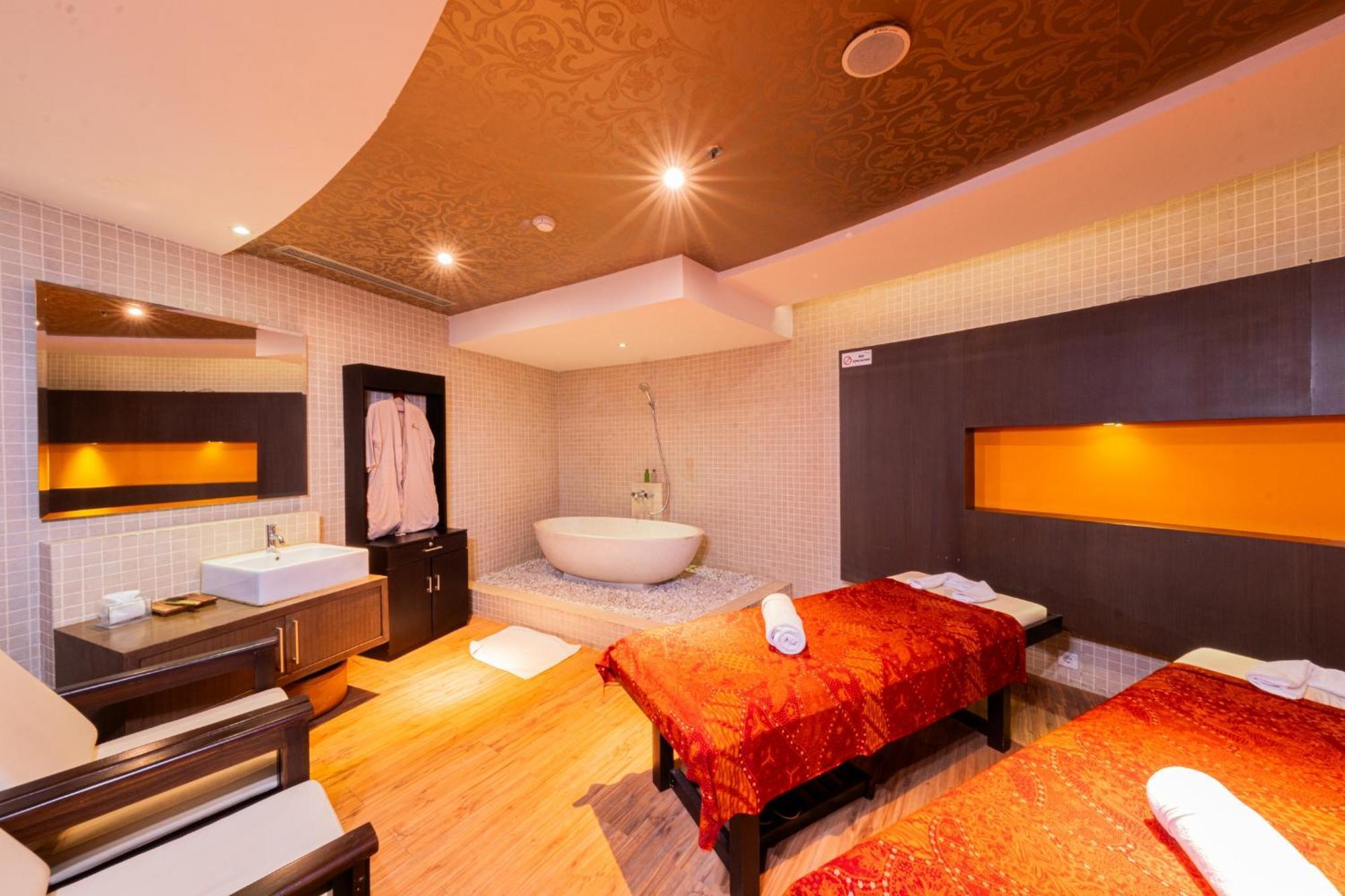 Grand Jatra Hotel Balikpapan Екстериор снимка